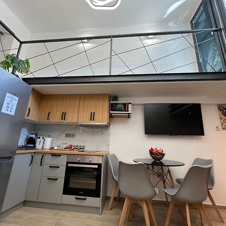 קאבאלה City Center Loft With Private Parking מראה חיצוני תמונה