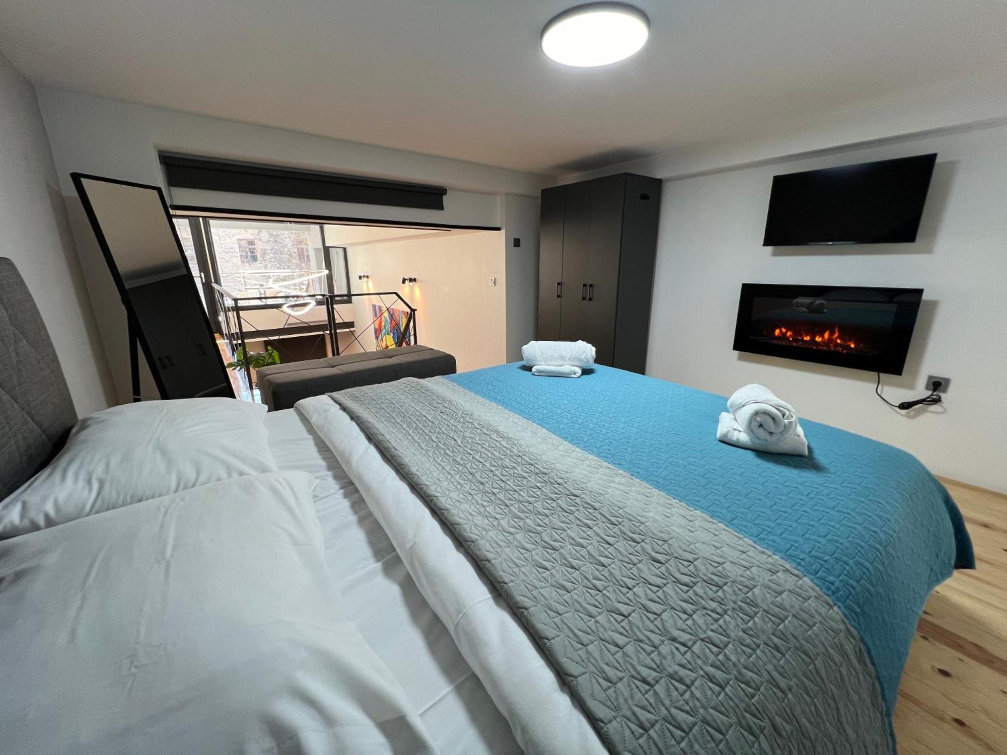 קאבאלה City Center Loft With Private Parking מראה חיצוני תמונה