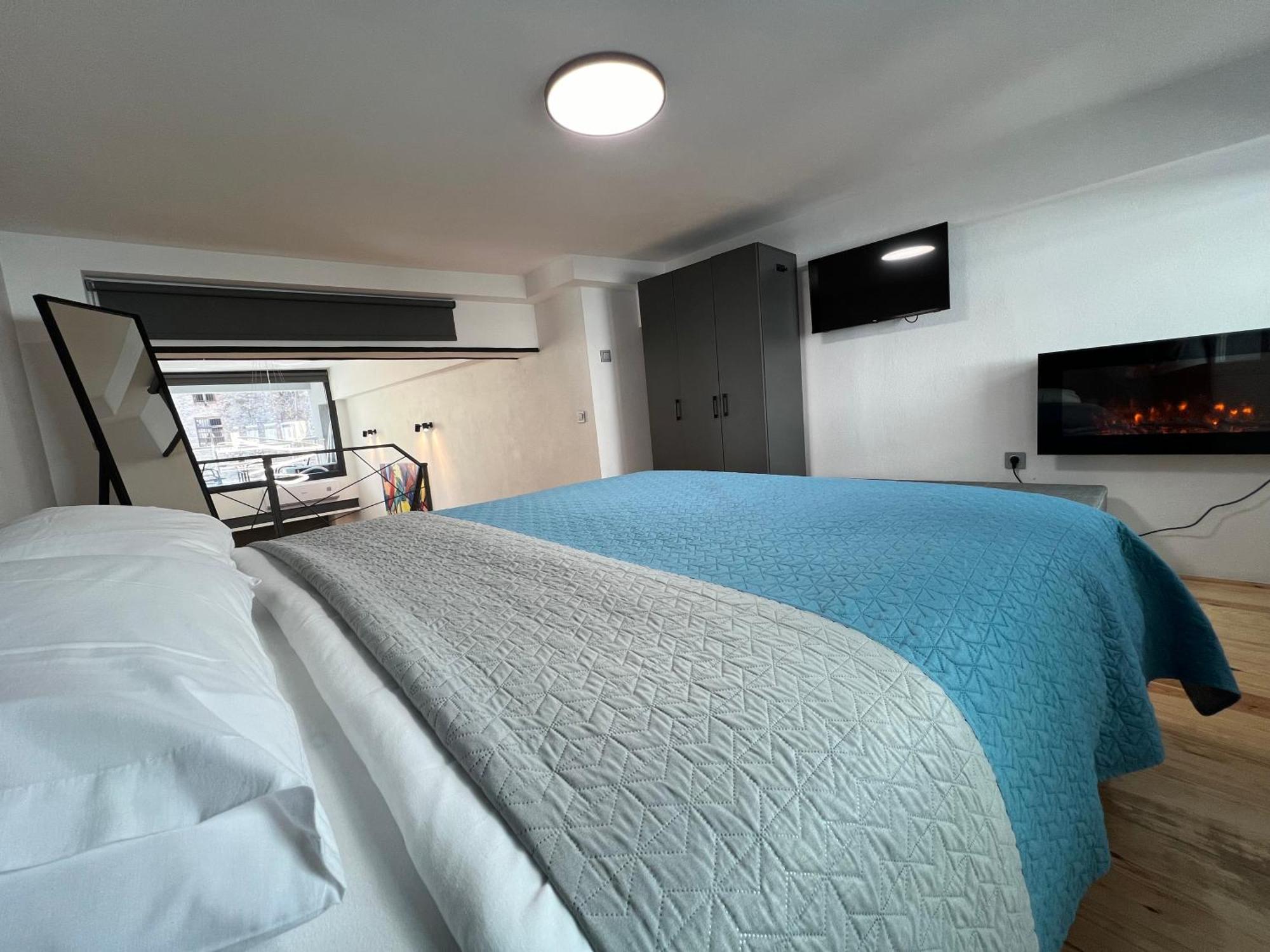 קאבאלה City Center Loft With Private Parking מראה חיצוני תמונה
